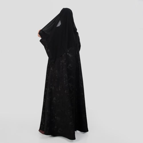 عباية كلوش قماش مشجر الكم دبل