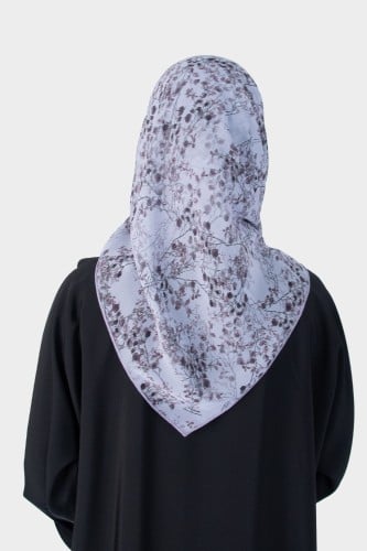 طرحة ملونة مشجرة