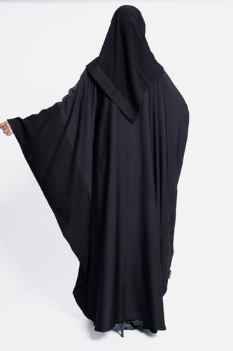 عباية بشت من الحرير