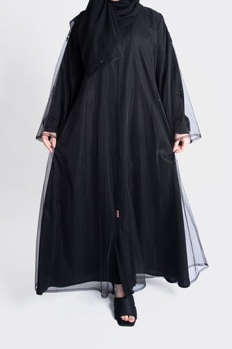 عباية ناعمة بطبقة خارجية من الشيفون