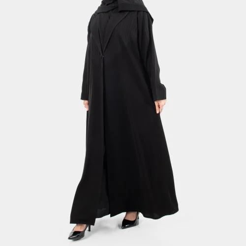 عباية انيقة من قماش الكريب الفاخر