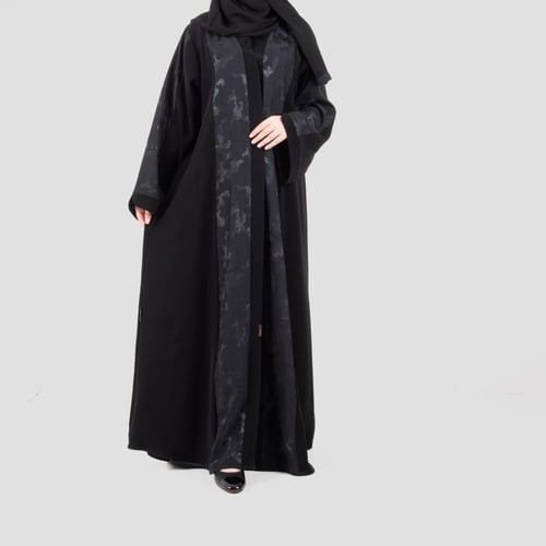 عباية من قماش الكريب (باربي) الأنيق