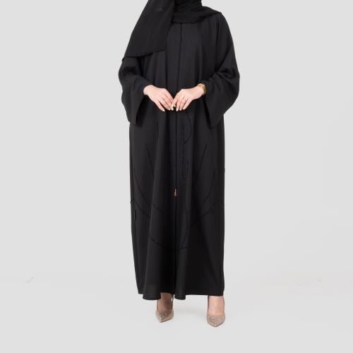 عباية مطرزة من الكريب