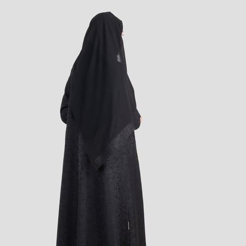 عباية لف بقماش مشجر