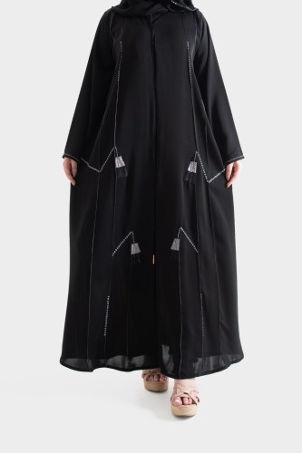 عباية من الحرير بتطريز يدوي