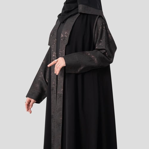 عباية لف ناعمة من الحرير (المروة)