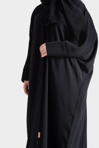 عباية مشلح بقماش من الحرير