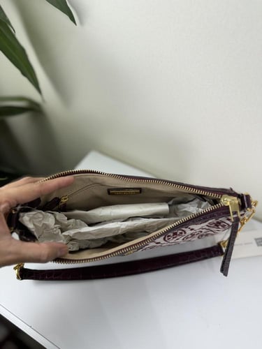 شنطة توري بورش