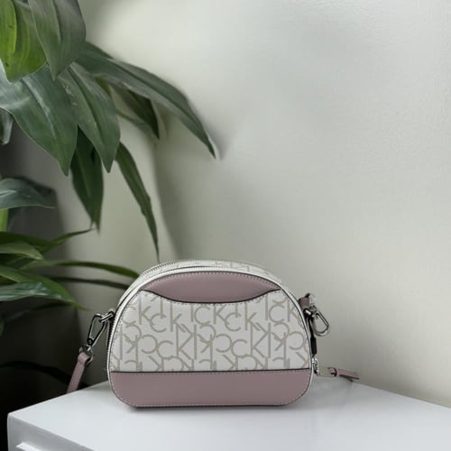 شنطة كلفن كلاين