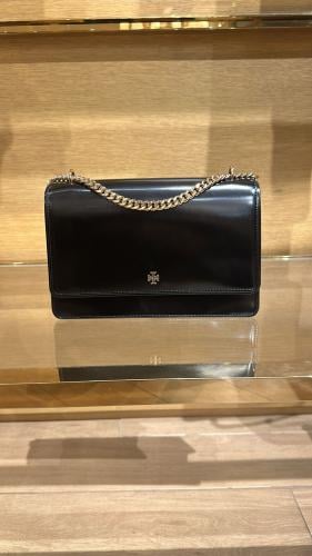 شنطة توري بورش