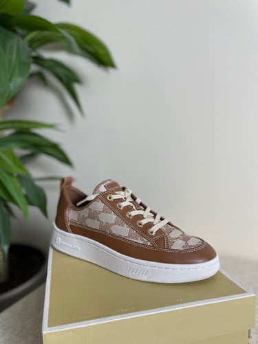 جزمة مايكل كورس