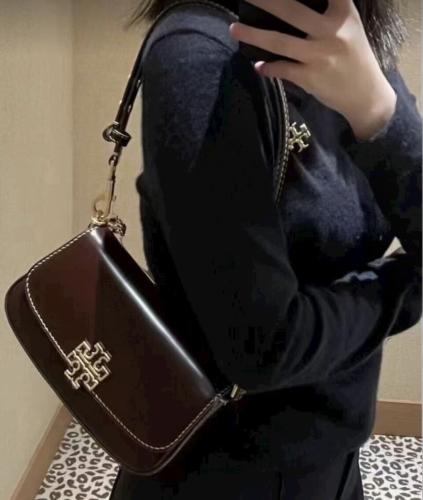 شنطة توري بورش