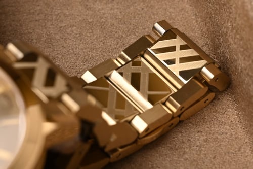 ساعة بربري - 34 mm