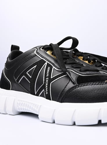 ارماني اكسشينج