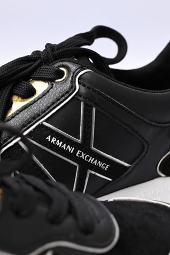 ارماني اكسشينج