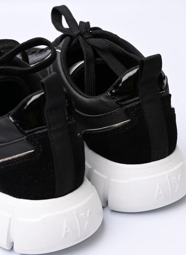 ارماني اكسشينج