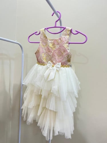 فستان بناتي