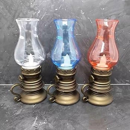 6 قطع من فوانيس الزينة البلاستيكيه بقاعدة برونزية...