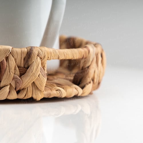 صواني تقديم خوص بالشكل الدائري