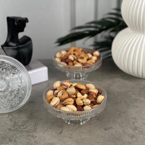 طقم صحون تقديم زجاج بقاعدة (متوفر حجمين)