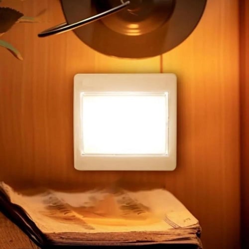 مصباح جداري ليد ( 3 حبات ) يعمل بالبطارية مع اضاءة...