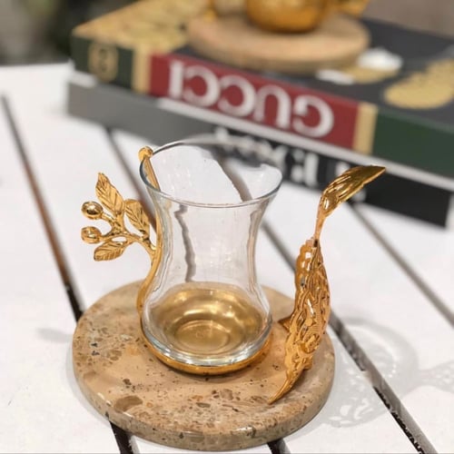 طقم بيالات فاخر ذهبي بقاعدة رخامية لتقديم الشاي |...