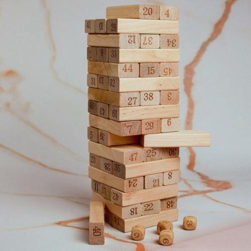 لعبة البرج الخشبي جينجا - بني