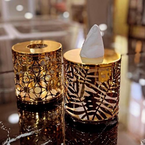 علبة مناديل ذهبية اسطوانية التصميم - ارتفاع 13 (مت...