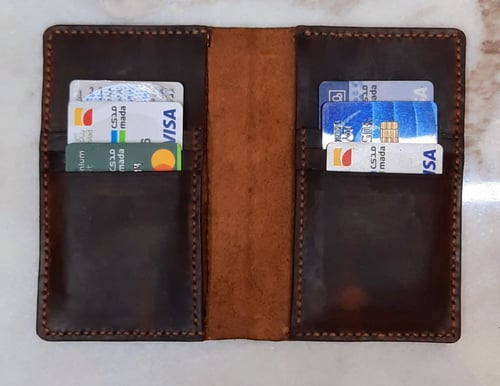 محفظة جواز سفر فاخرة