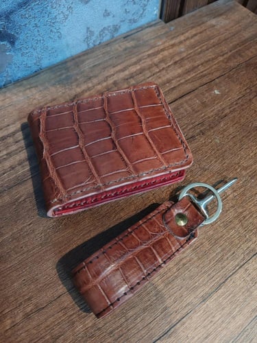 محفظه جلد تمساح نادر صناعه يدوية