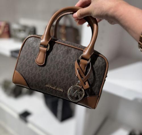 شنطة مايكل كورس ميني