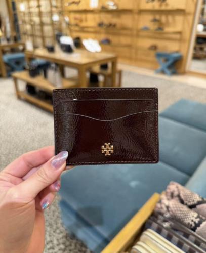 كارد هولدر tory Burch