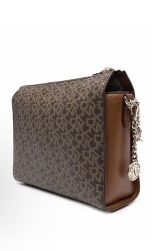 حقيبة دكني وسط