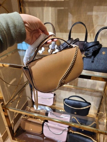 شنطة tory burch جملي حجم ميني