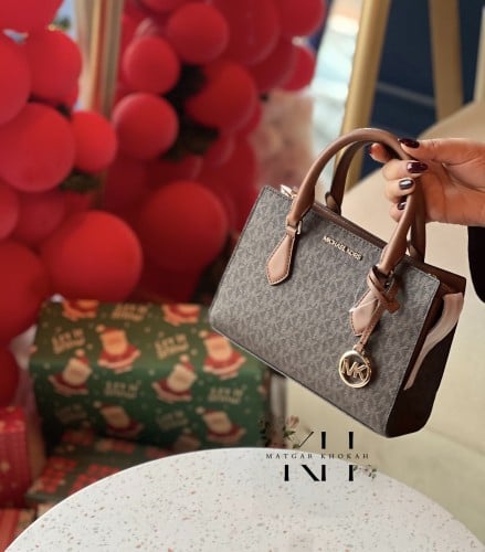 مايكل كورس سمول