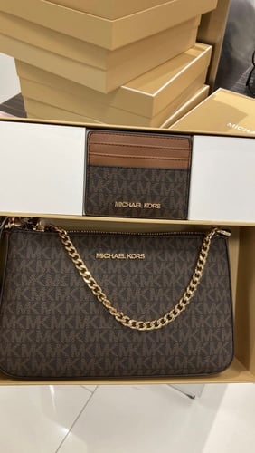 طقم حقيبة مايكل كورس+ محفظة للبطاقات