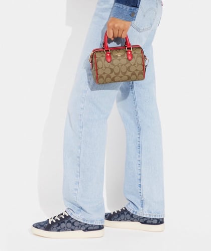 كوتش حجم ميني