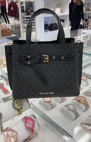 حقيبة فخمه مايكل كورس أسود