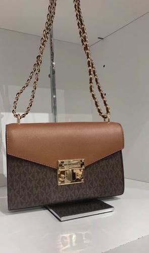 حقيبة مايكل كورس بني (كتف وكروس)