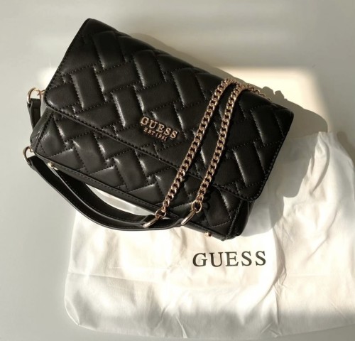 حقيبة جيس وسط