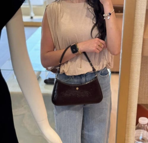 حقيبة tory burch عنابي