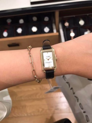 ساعة كوتش أسود