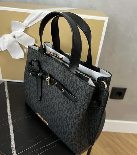 حقيبة فخمه مايكل كورس أسود