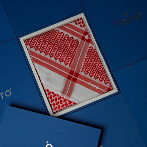 شماغ Ferro الأحمر