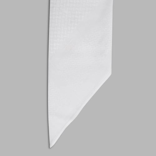 شماغ لابلين الأبيض