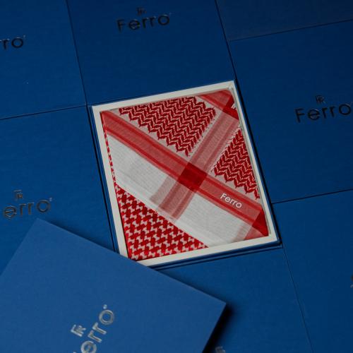 شماغ Ferro الأحمر