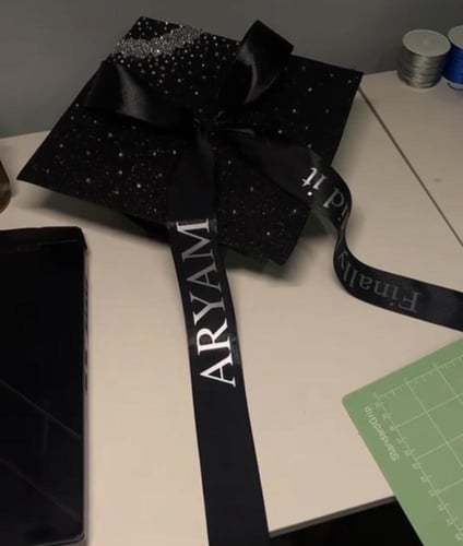 قبعة تخرج فيونكه