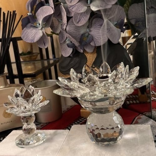 مبخرة زهرة وحامل عود