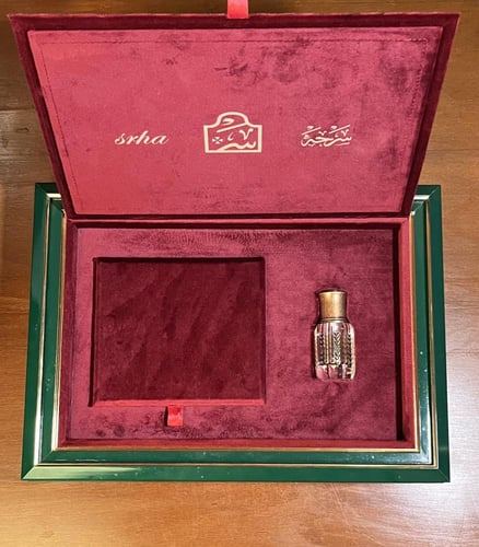 شنطة مخمليه فاخره