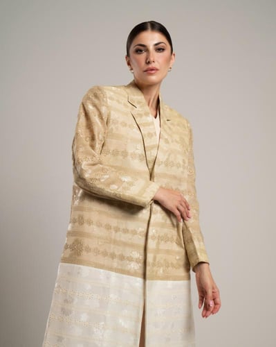 L229 Beige & Off White